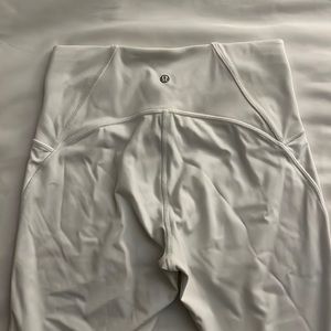 WHITE LULULEMON LEGGINGS 🤍